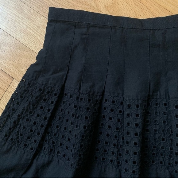NWT Gap Short Crochet Eyelet Circle Skirt Size 2 - Picture 2 of 8